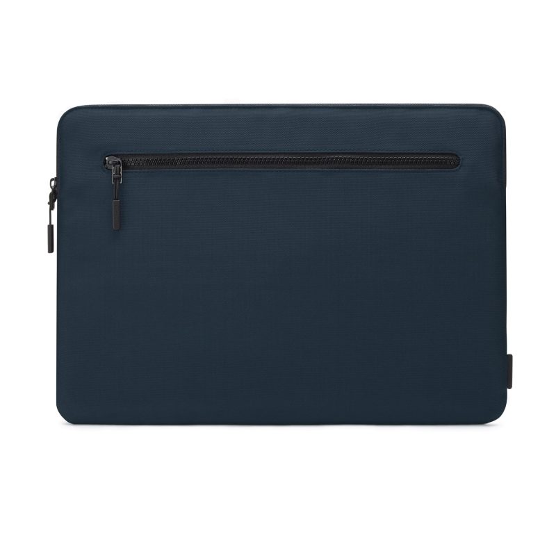 macbook organiser sleeve navy front 3024a60a 26b9 47d2 80b5 f3fbae1f2a4a