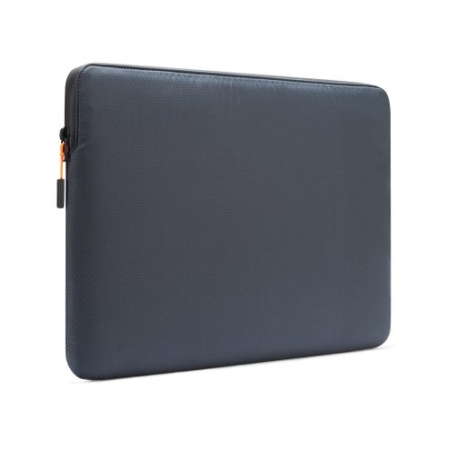 macbook ultra lite sleeve navy side angle